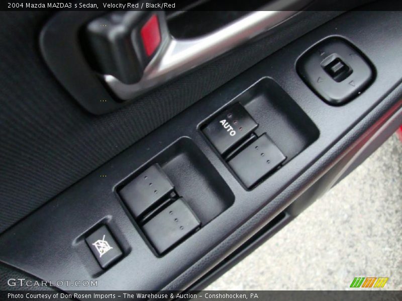 Velocity Red / Black/Red 2004 Mazda MAZDA3 s Sedan