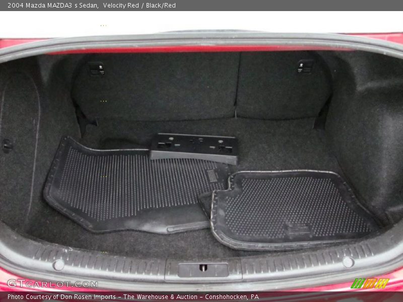  2004 MAZDA3 s Sedan Trunk