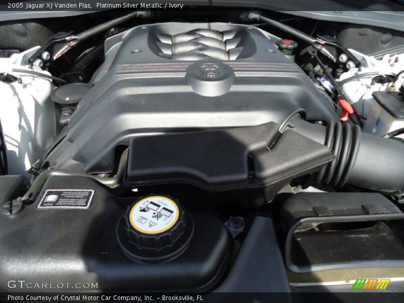  2005 XJ Vanden Plas Engine - 4.2 Liter DOHC 32 Valve V8