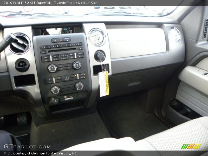 Tuxedo Black / Medium Stone 2010 Ford F150 XLT SuperCab