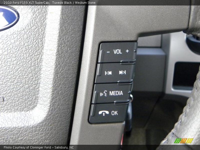 Tuxedo Black / Medium Stone 2010 Ford F150 XLT SuperCab