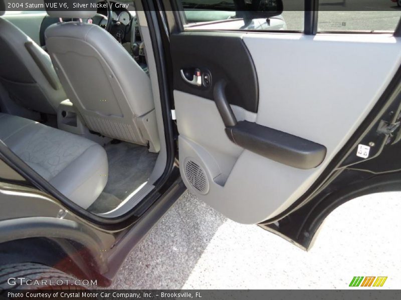Silver Nickel / Gray 2004 Saturn VUE V6
