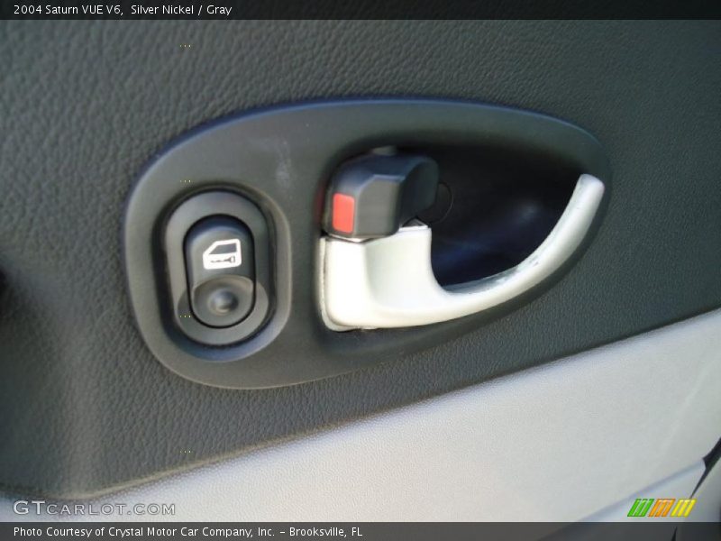 Silver Nickel / Gray 2004 Saturn VUE V6