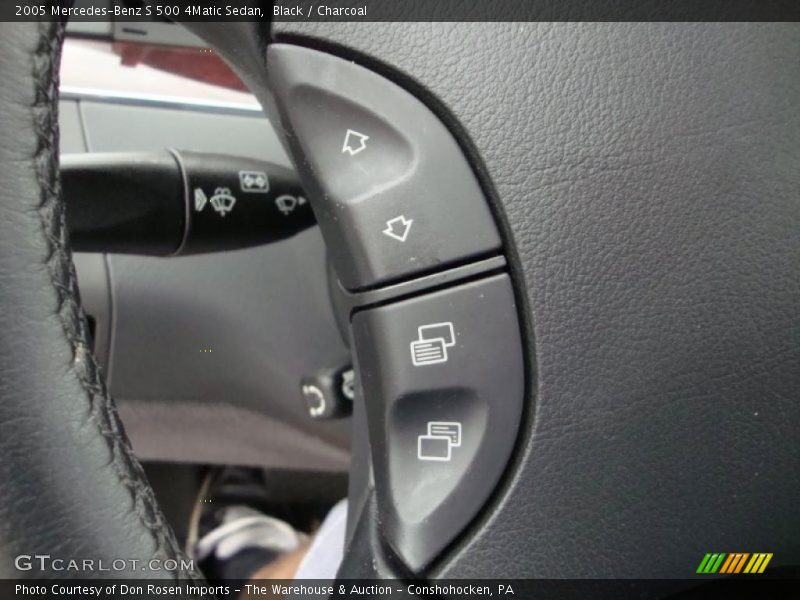 Controls of 2005 S 500 4Matic Sedan