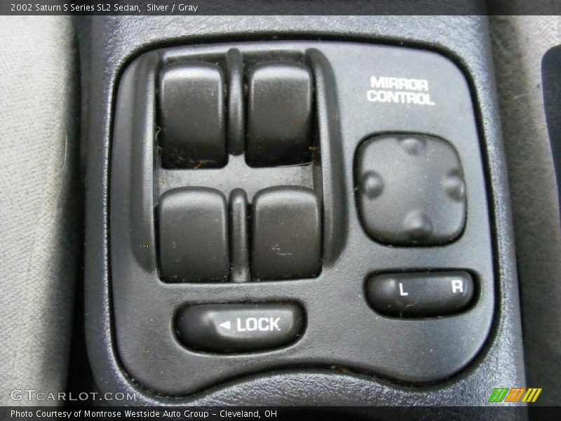 Silver / Gray 2002 Saturn S Series SL2 Sedan