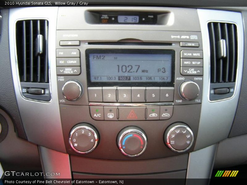 Willow Gray / Gray 2010 Hyundai Sonata GLS