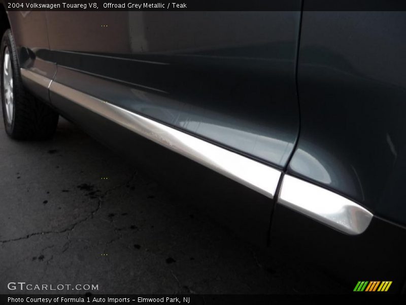 Offroad Grey Metallic / Teak 2004 Volkswagen Touareg V8