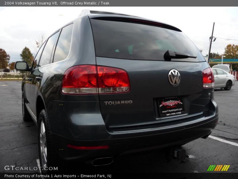 Offroad Grey Metallic / Teak 2004 Volkswagen Touareg V8