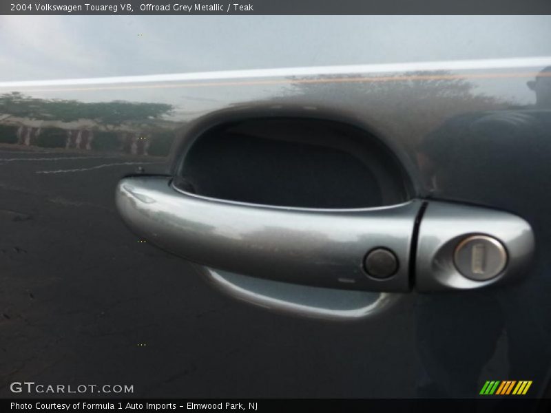 Offroad Grey Metallic / Teak 2004 Volkswagen Touareg V8