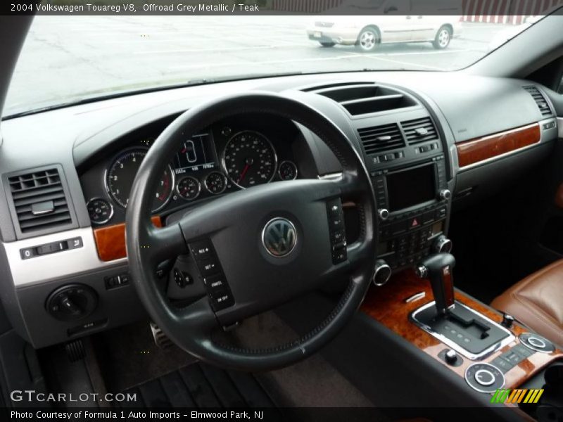 Dashboard of 2004 Touareg V8