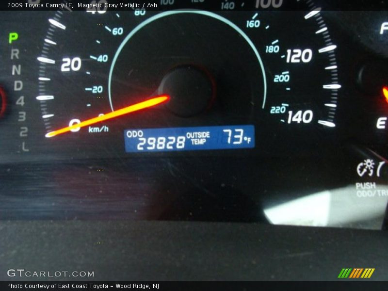 Magnetic Gray Metallic / Ash 2009 Toyota Camry LE