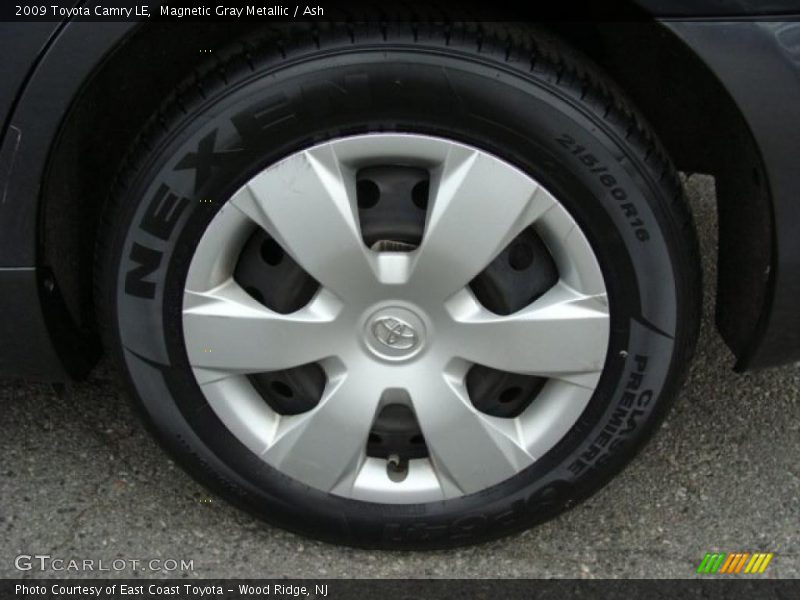Magnetic Gray Metallic / Ash 2009 Toyota Camry LE