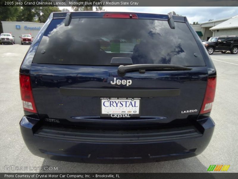 Midnight Blue Pearl / Medium Slate Gray 2005 Jeep Grand Cherokee Laredo