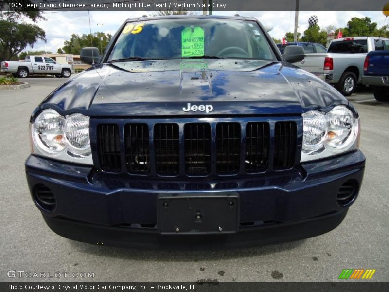 Midnight Blue Pearl / Medium Slate Gray 2005 Jeep Grand Cherokee Laredo