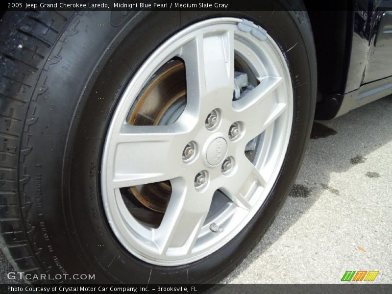 Midnight Blue Pearl / Medium Slate Gray 2005 Jeep Grand Cherokee Laredo