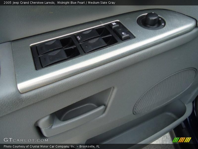 Midnight Blue Pearl / Medium Slate Gray 2005 Jeep Grand Cherokee Laredo
