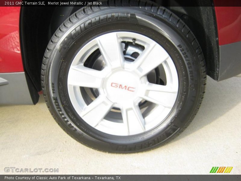Merlot Jewel Metallic / Jet Black 2011 GMC Terrain SLE