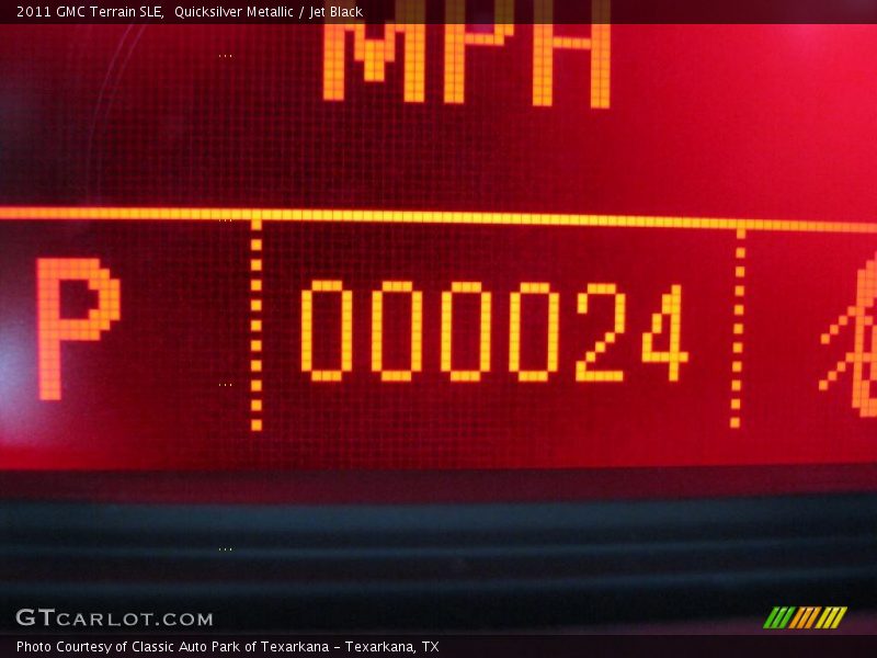 Quicksilver Metallic / Jet Black 2011 GMC Terrain SLE