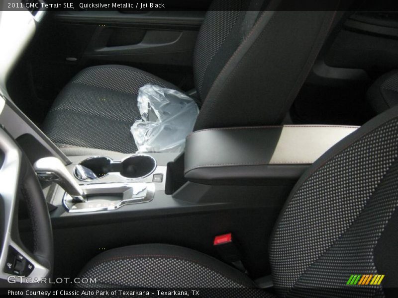 Quicksilver Metallic / Jet Black 2011 GMC Terrain SLE