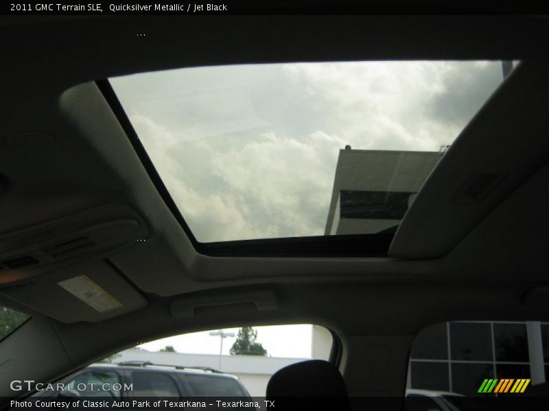 Quicksilver Metallic / Jet Black 2011 GMC Terrain SLE