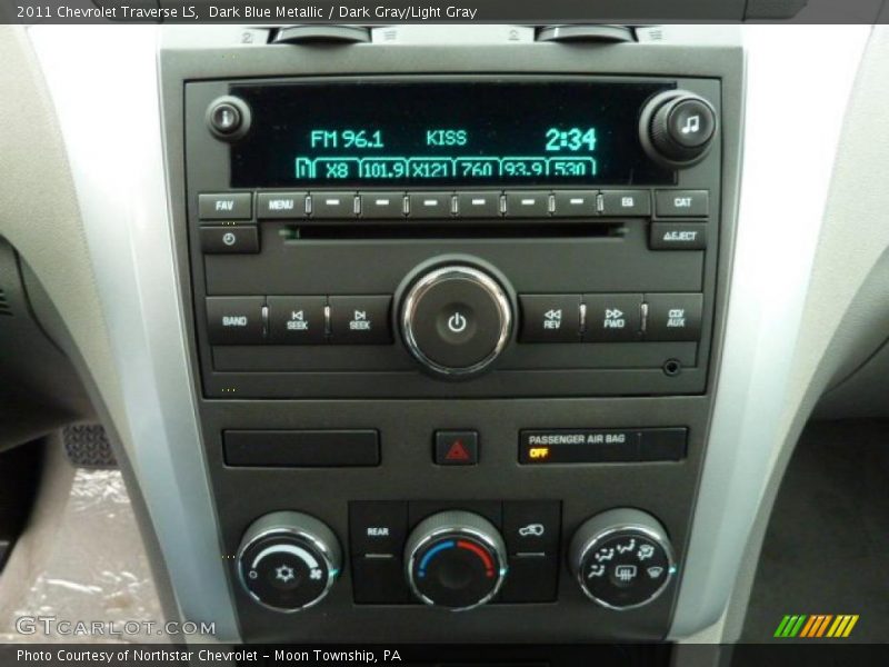 Controls of 2011 Traverse LS