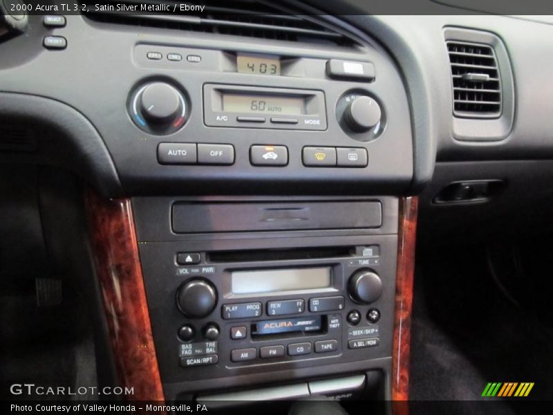 Satin Silver Metallic / Ebony 2000 Acura TL 3.2