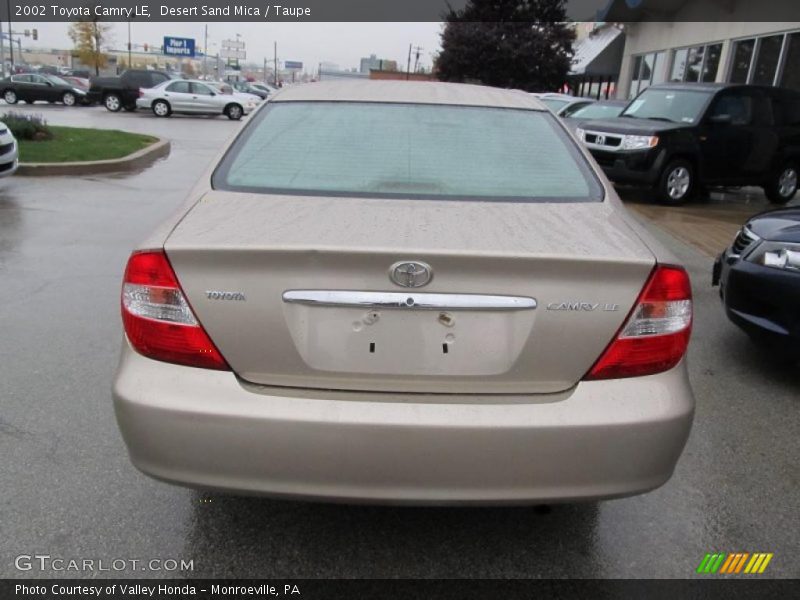 Desert Sand Mica / Taupe 2002 Toyota Camry LE