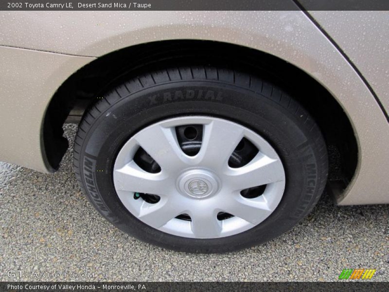 Desert Sand Mica / Taupe 2002 Toyota Camry LE