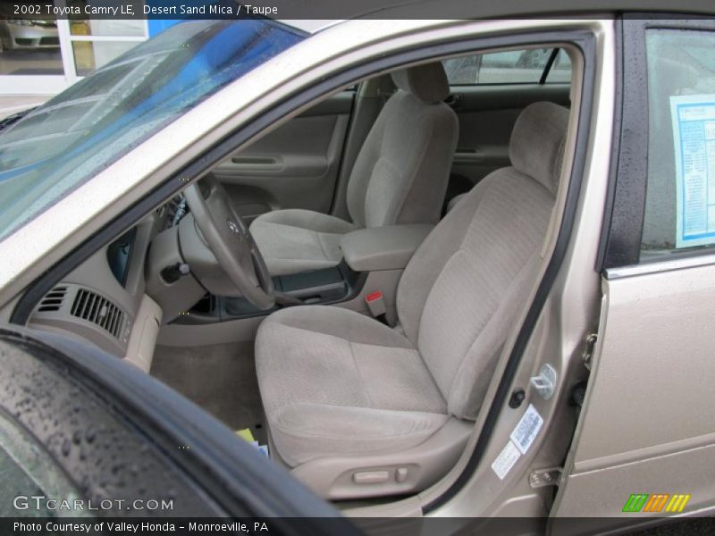 Desert Sand Mica / Taupe 2002 Toyota Camry LE