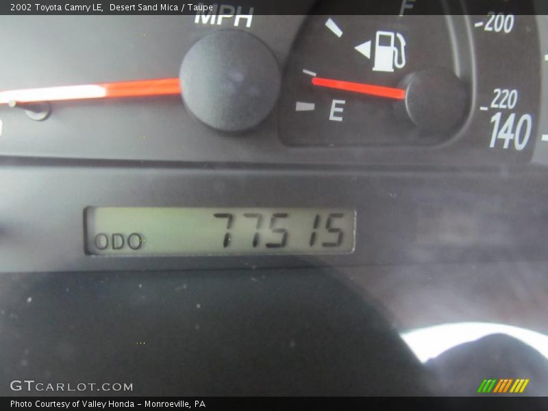 Desert Sand Mica / Taupe 2002 Toyota Camry LE