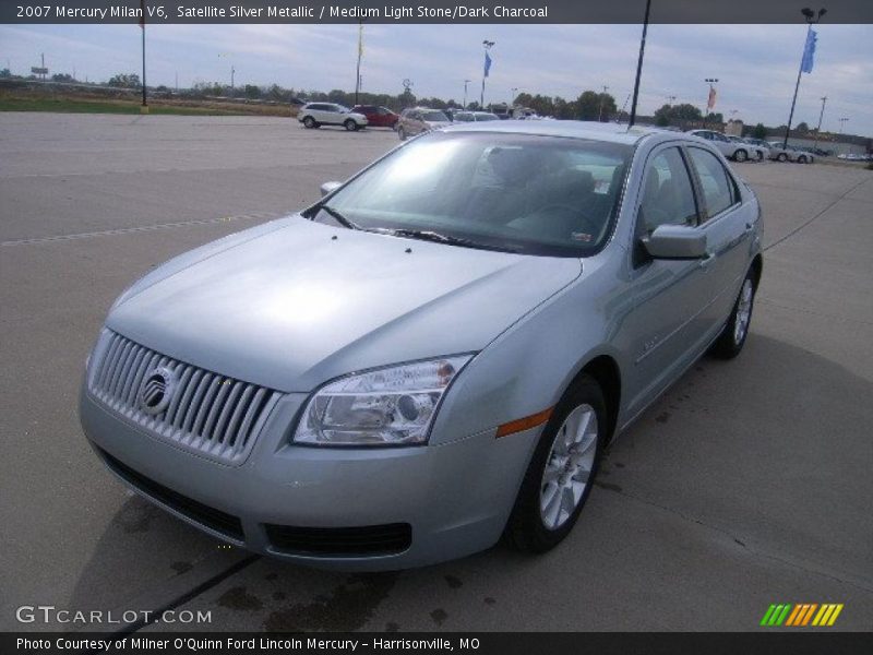 Satellite Silver Metallic / Medium Light Stone/Dark Charcoal 2007 Mercury Milan V6