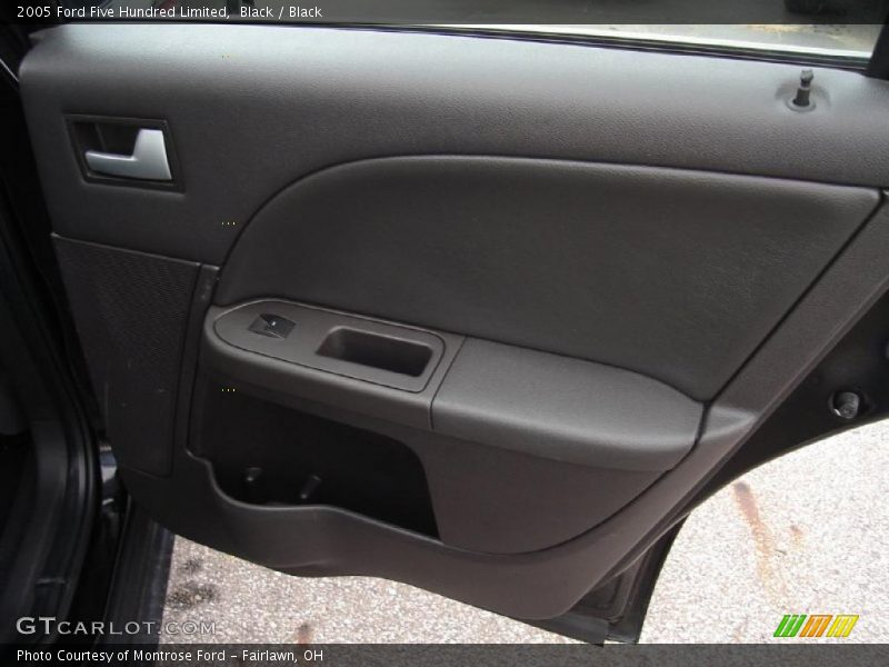 Door Panel of 2005 Five Hundred Limited