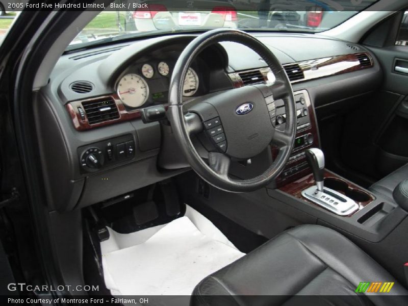 Black Interior - 2005 Five Hundred Limited 