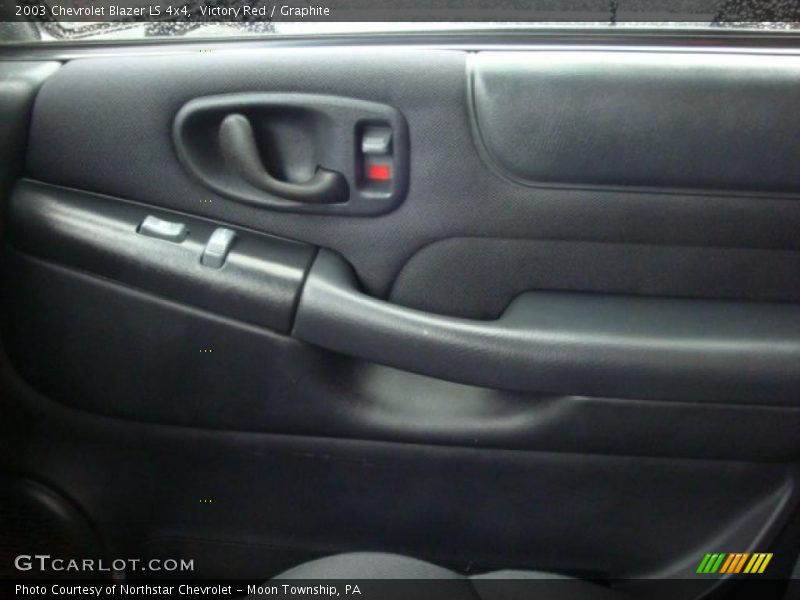 Victory Red / Graphite 2003 Chevrolet Blazer LS 4x4