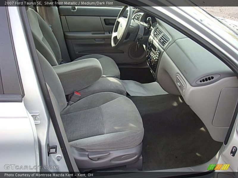 Silver Frost Metallic / Medium/Dark Flint 2007 Ford Taurus SE