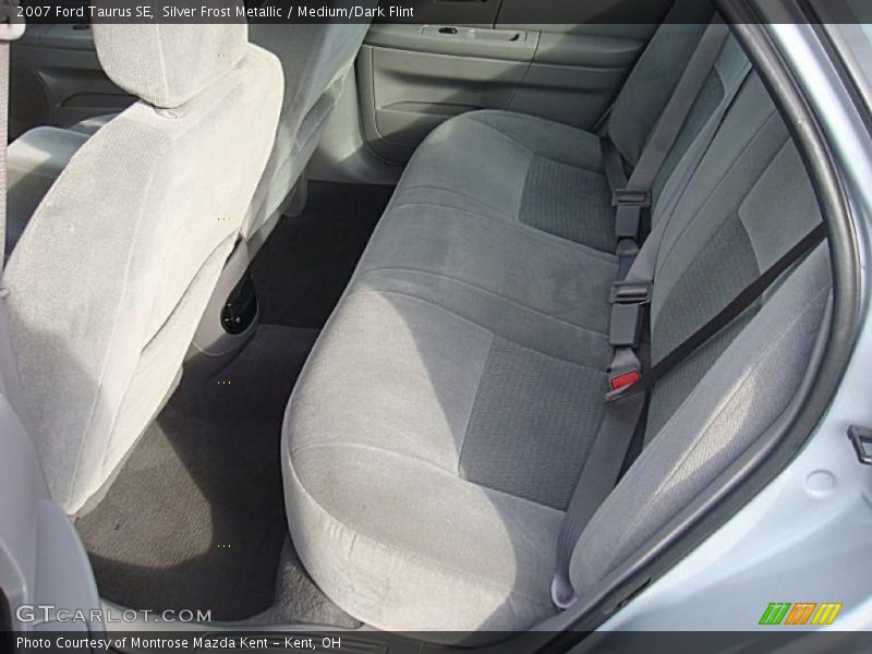 Silver Frost Metallic / Medium/Dark Flint 2007 Ford Taurus SE