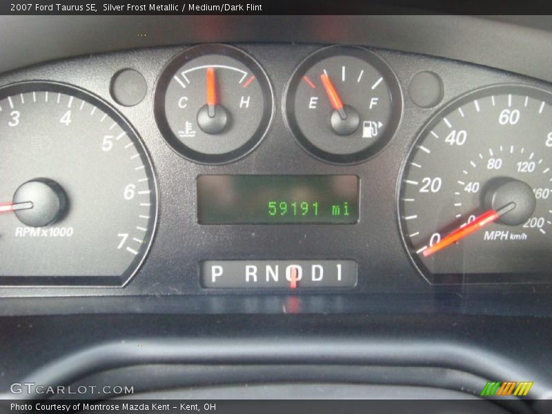 Silver Frost Metallic / Medium/Dark Flint 2007 Ford Taurus SE