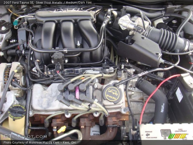 Silver Frost Metallic / Medium/Dark Flint 2007 Ford Taurus SE