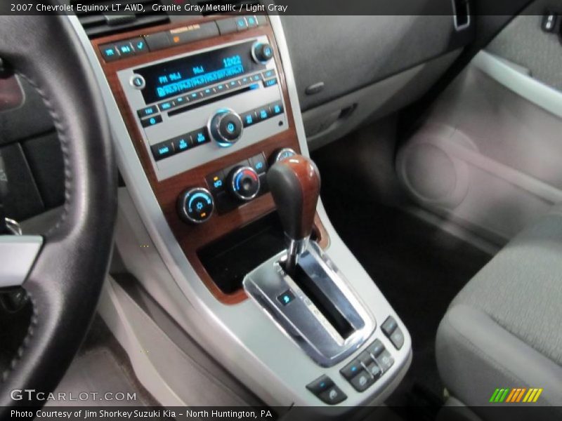 Granite Gray Metallic / Light Gray 2007 Chevrolet Equinox LT AWD