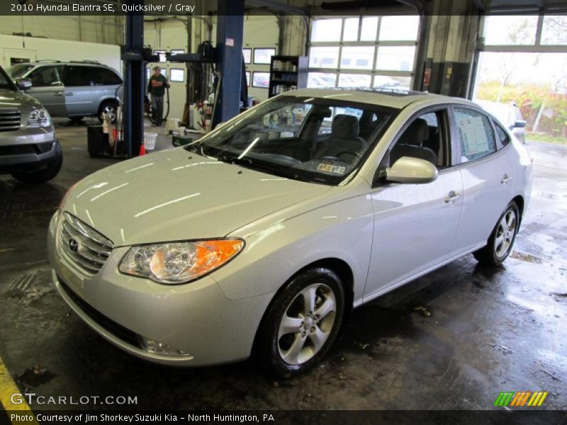 Quicksilver / Gray 2010 Hyundai Elantra SE