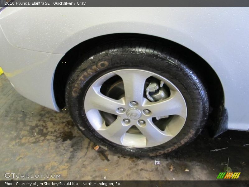Quicksilver / Gray 2010 Hyundai Elantra SE