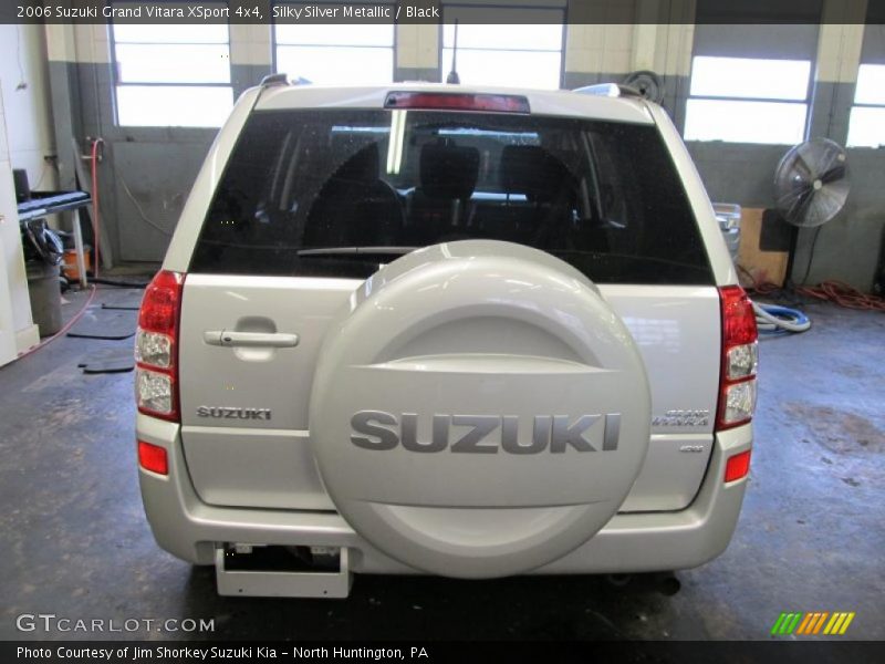 Silky Silver Metallic / Black 2006 Suzuki Grand Vitara XSport 4x4
