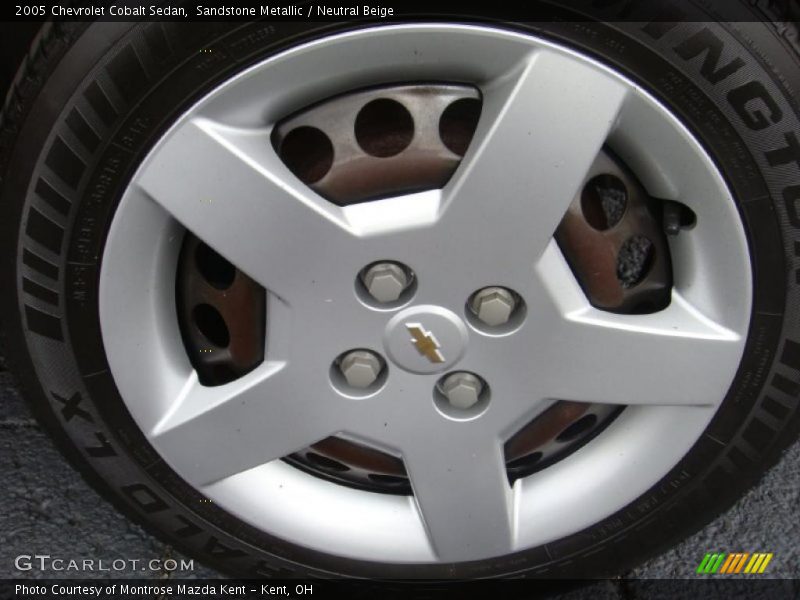 Sandstone Metallic / Neutral Beige 2005 Chevrolet Cobalt Sedan