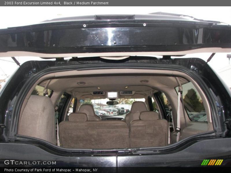 Black / Medium Parchment 2003 Ford Excursion Limited 4x4