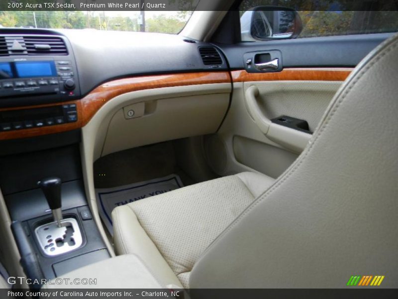 Premium White Pearl / Quartz 2005 Acura TSX Sedan