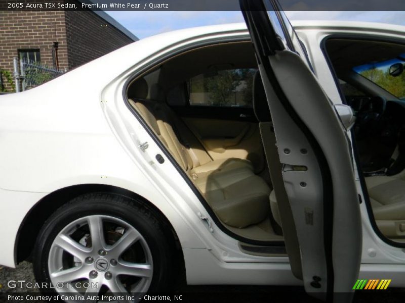 Premium White Pearl / Quartz 2005 Acura TSX Sedan