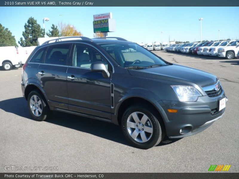 Front 3/4 View of 2010 VUE XR V6 AWD
