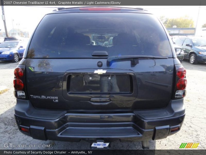 Graphite Metallic / Light Cashmere/Ebony 2007 Chevrolet TrailBlazer LS 4x4