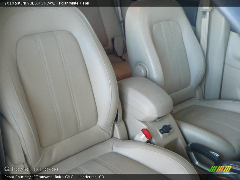  2010 VUE XR V6 AWD Tan Interior