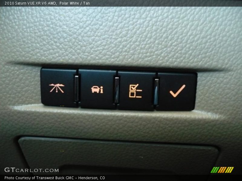 Polar White / Tan 2010 Saturn VUE XR V6 AWD
